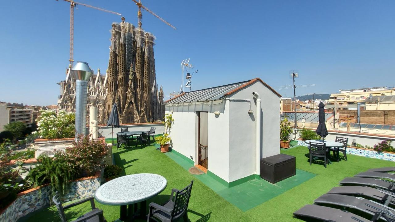 Absolute Sagrada Familia Apartment Barcelona Luaran gambar