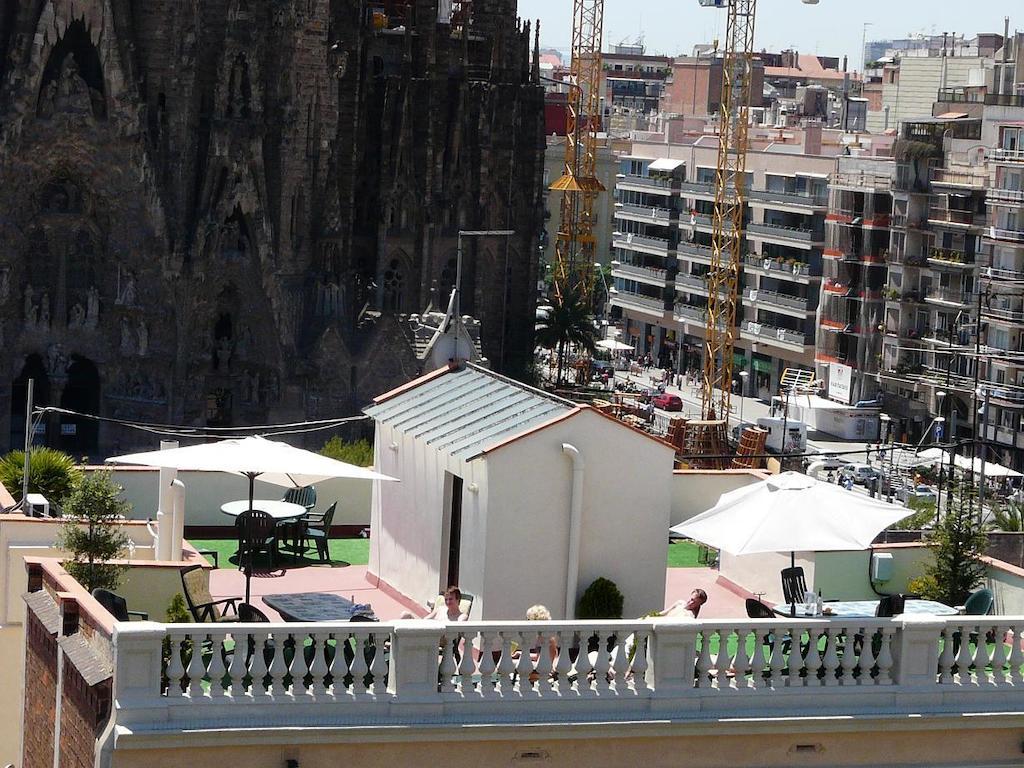 Absolute Sagrada Familia Apartment Barcelona Luaran gambar
